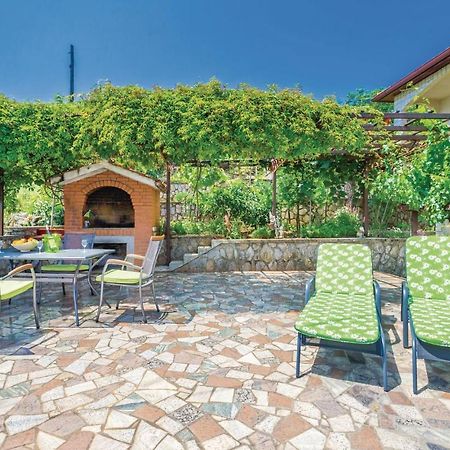 Cozy Apartment In Lovran With Kitchen מראה חיצוני תמונה
