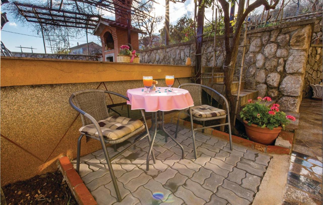 Cozy Apartment In Lovran With Kitchen מראה חיצוני תמונה