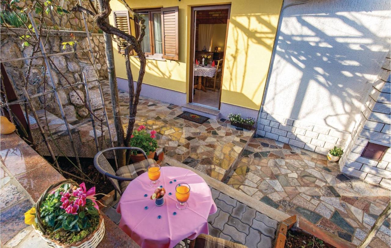 Cozy Apartment In Lovran With Kitchen מראה חיצוני תמונה