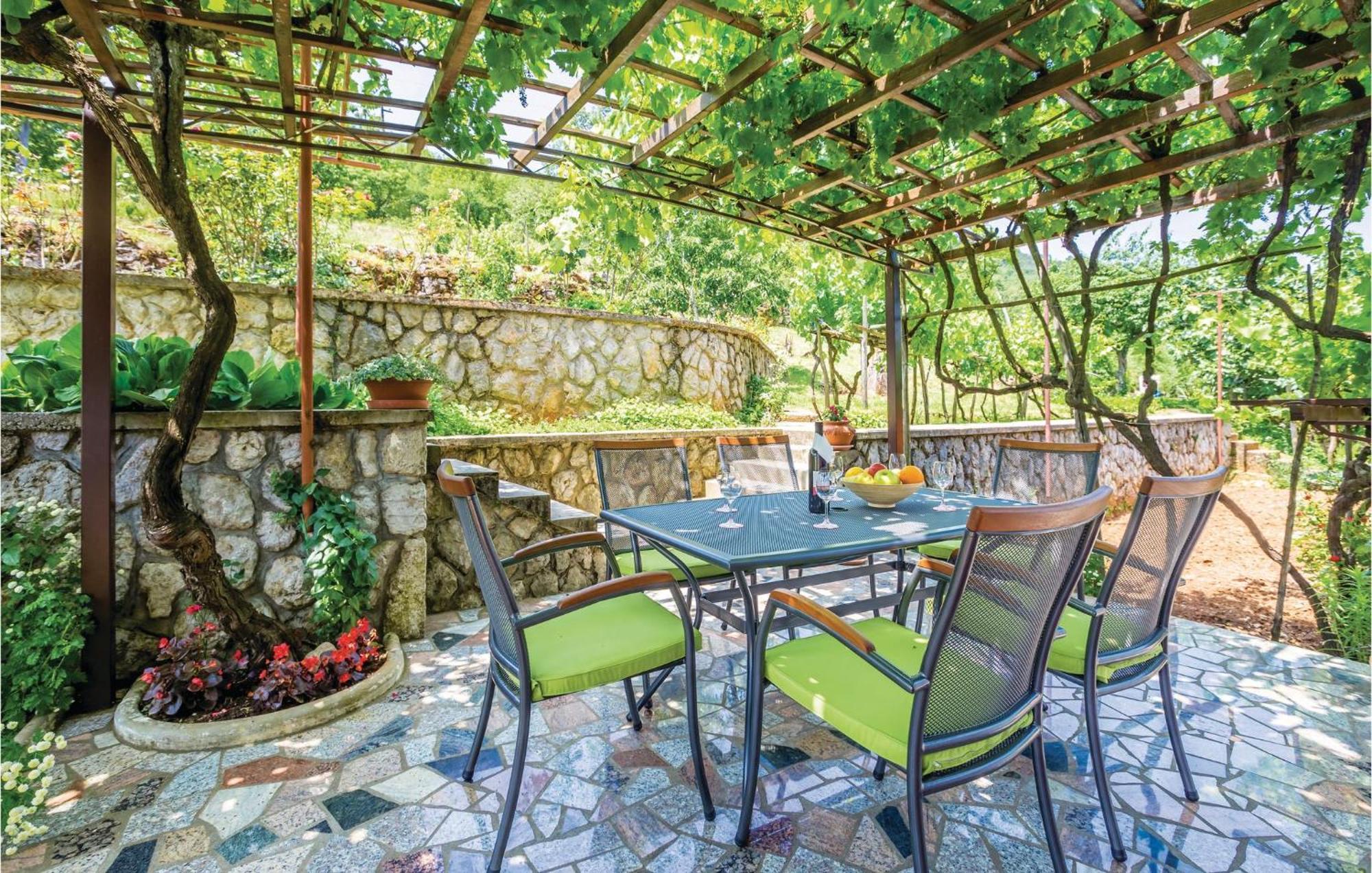 Cozy Apartment In Lovran With Kitchen מראה חיצוני תמונה